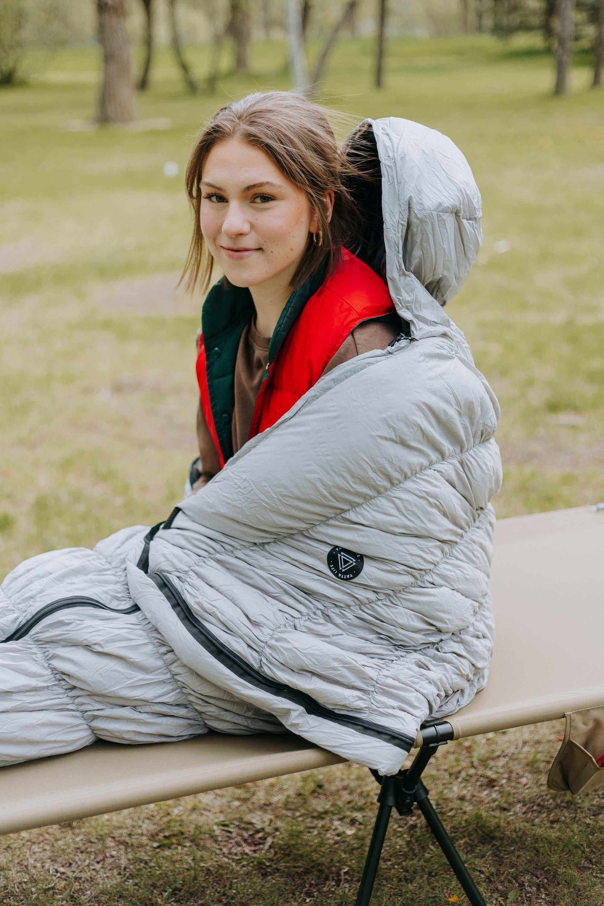 Goose Down Sleeping Bag – Lightweight & Warm, Black